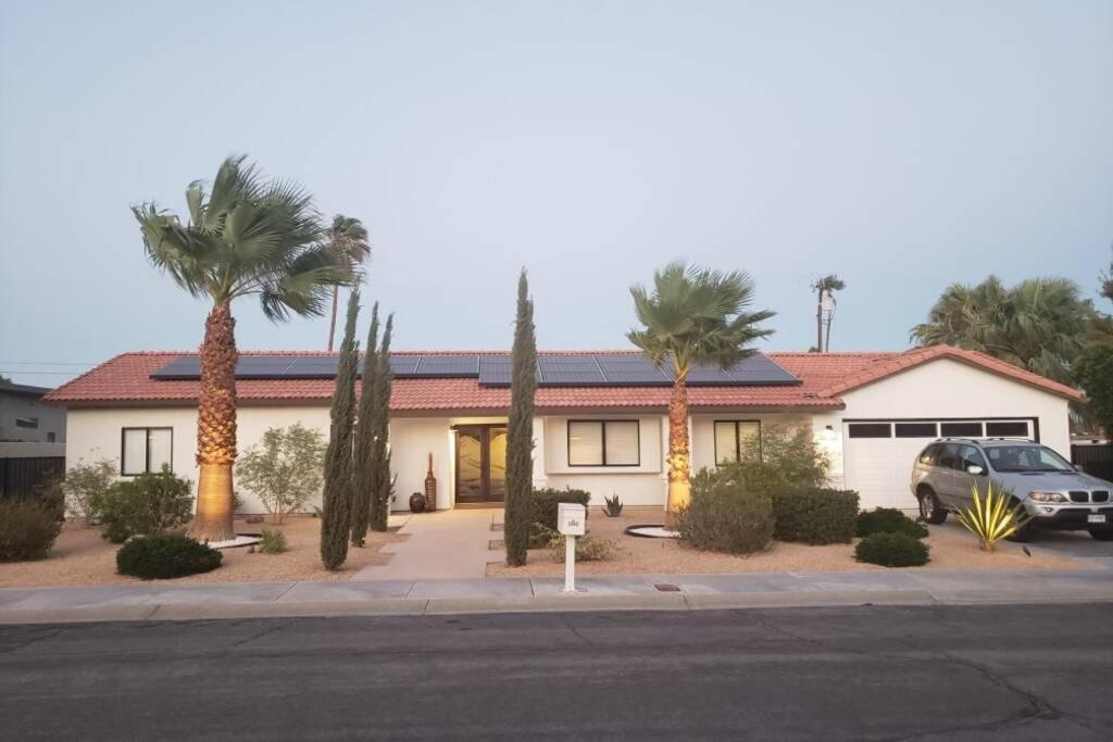 Beautiful Palm Springs Home Large Private Yard Εξωτερικό φωτογραφία