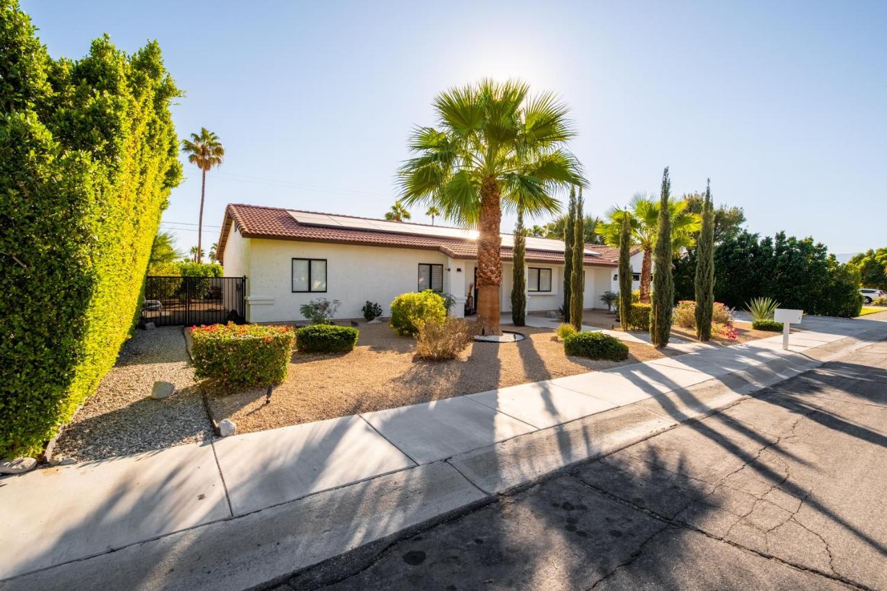 Beautiful Palm Springs Home Large Private Yard Εξωτερικό φωτογραφία